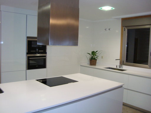 COCINA CON GRAN ISLA CENTRAL ¿ES PRÁCTICO? | Decorar tu casa es