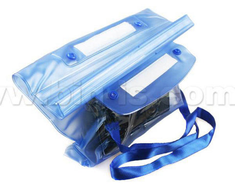 Sumérgete en el agua con tu cámara réflex de forma barata