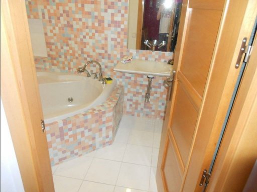 Ideas para cambiar el suelo de mi baño y que combine bien con el ... Ideas para cambiar el suelo de mi baño y que combine bien con el ...