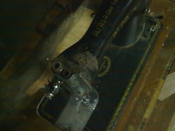 Las reliquias de la abuela II , MAQUINA DE COSER