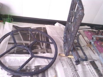 Las reliquias de la abuela II , MAQUINA DE COSER