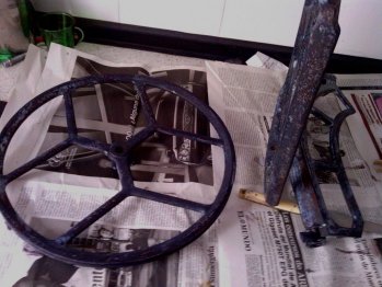 Las reliquias de la abuela II , MAQUINA DE COSER