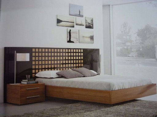 Dormitorio, pared chocolate o papel pintado a rayas | Decorar tu casa