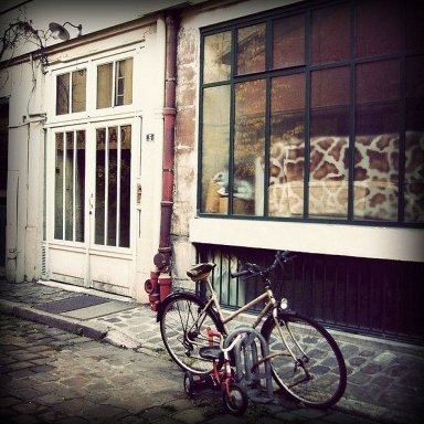 Montar en bicicleta con los peques