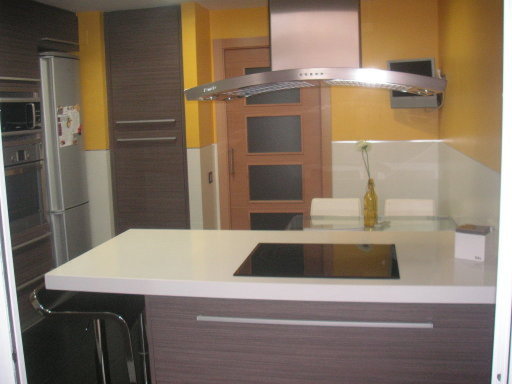 Fotos de Cocinas blancas con encimeras de granito | Decorar tu casa es