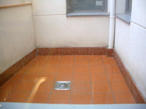 patio interior pequeño | Cuidar de tus plantas es facilisimo.com