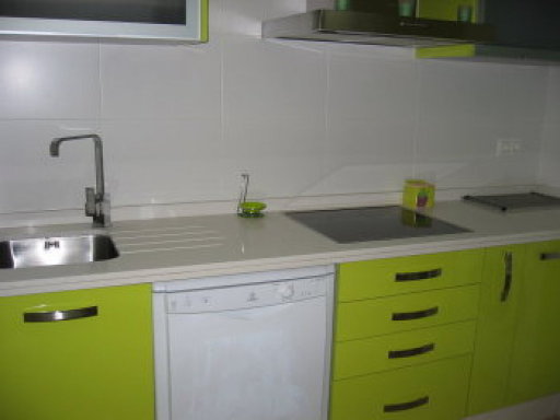 cocina verde y blanca | Decorar tu casa es facilisimo.com