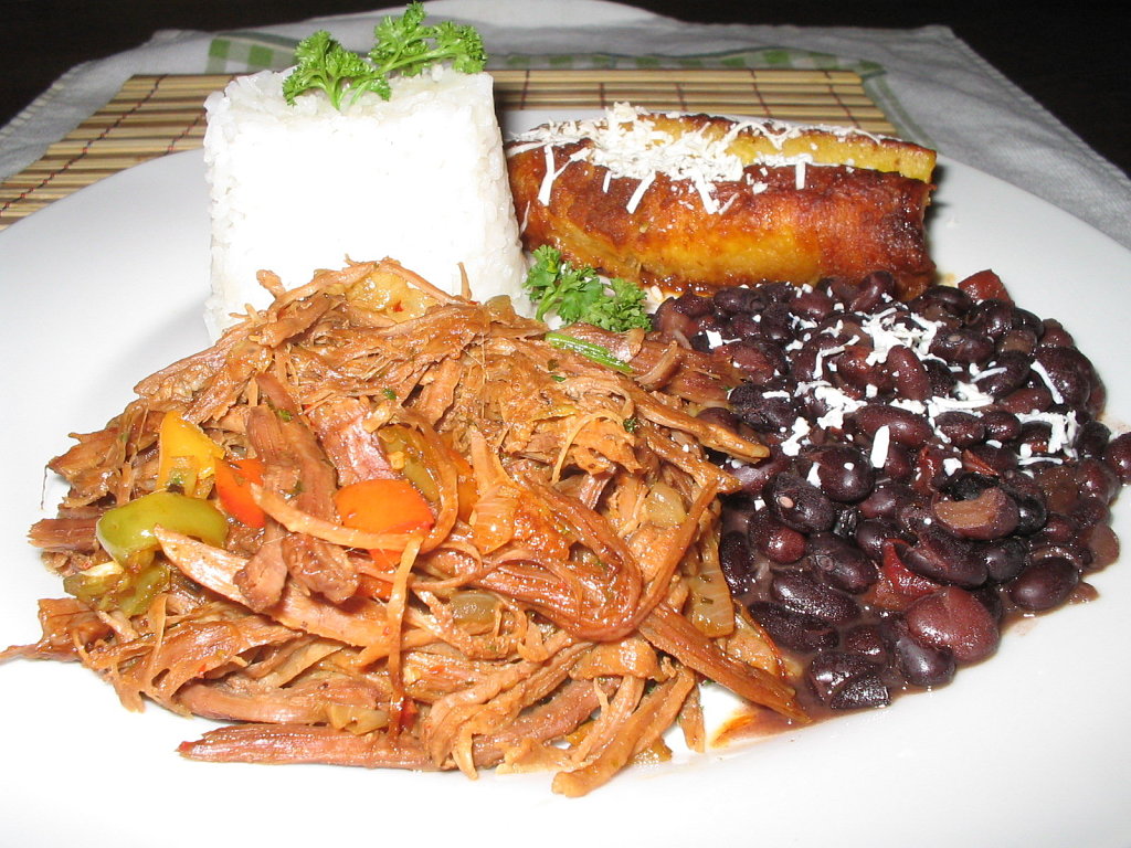 PABELLON CRIOLLO
