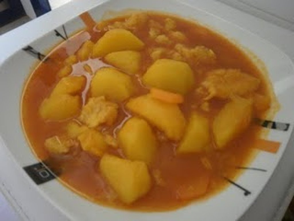  ESTOFADO DE PATATAS CON PESCADO