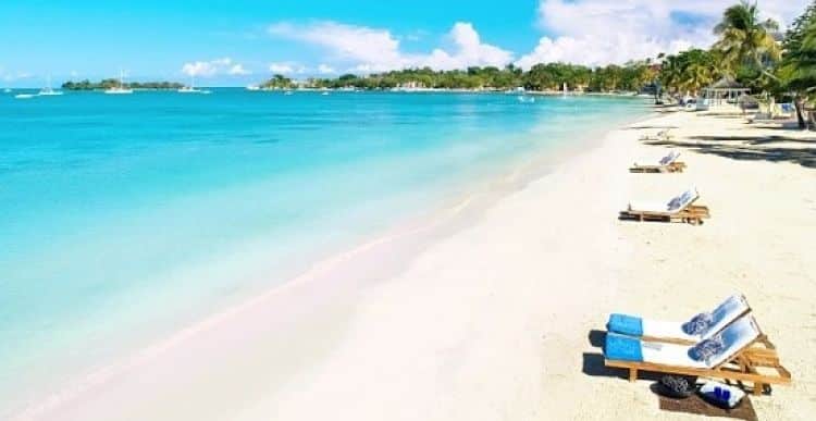 Seven Mile Beach