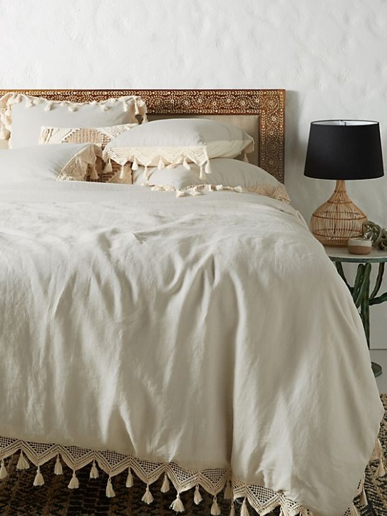 Anthropologie+Bedroom+1.jpg