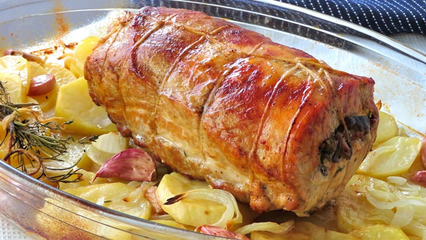 Lomo de cerdo relleno. Cómo, cortar rellenar y atar la carne paso a paso